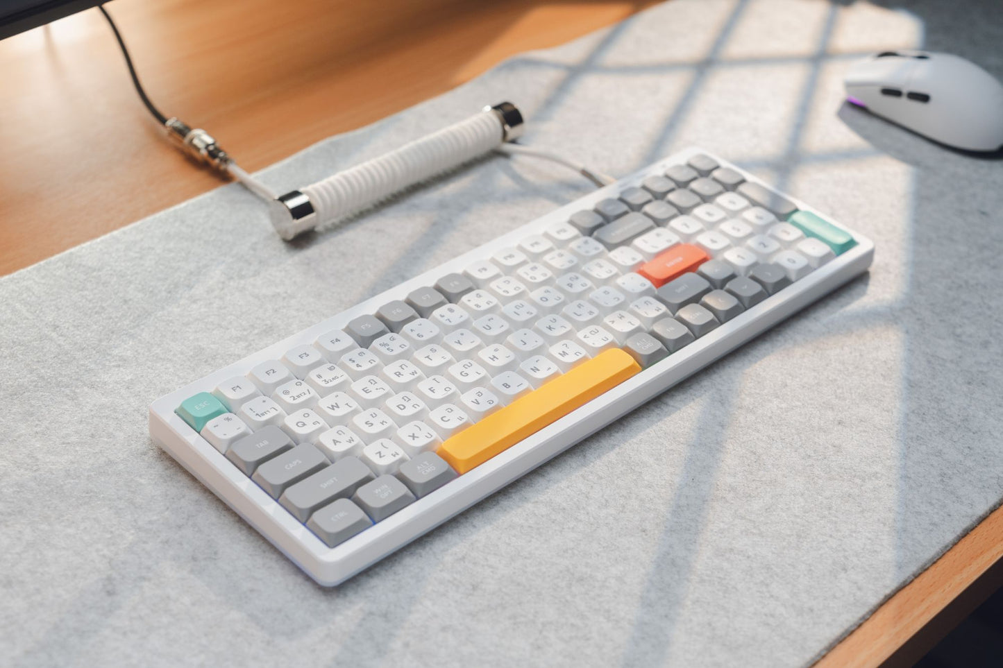 DEKAY R100 Wireless Low Profile Rubber Dome Keyboard