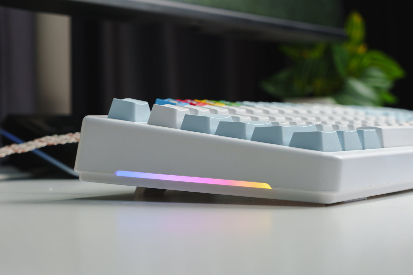 DEKAY Flex108 คีย์บอร์ดไร้สาย คีย์ไทยไฟลอด สายทำงานตัวคุ้ม